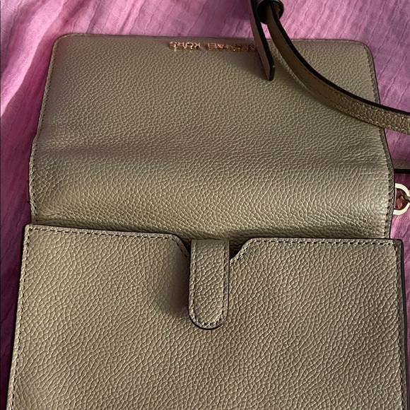 Michael Kors Beige Crossbody Bag with Gold Accents - Picture 3 of 3